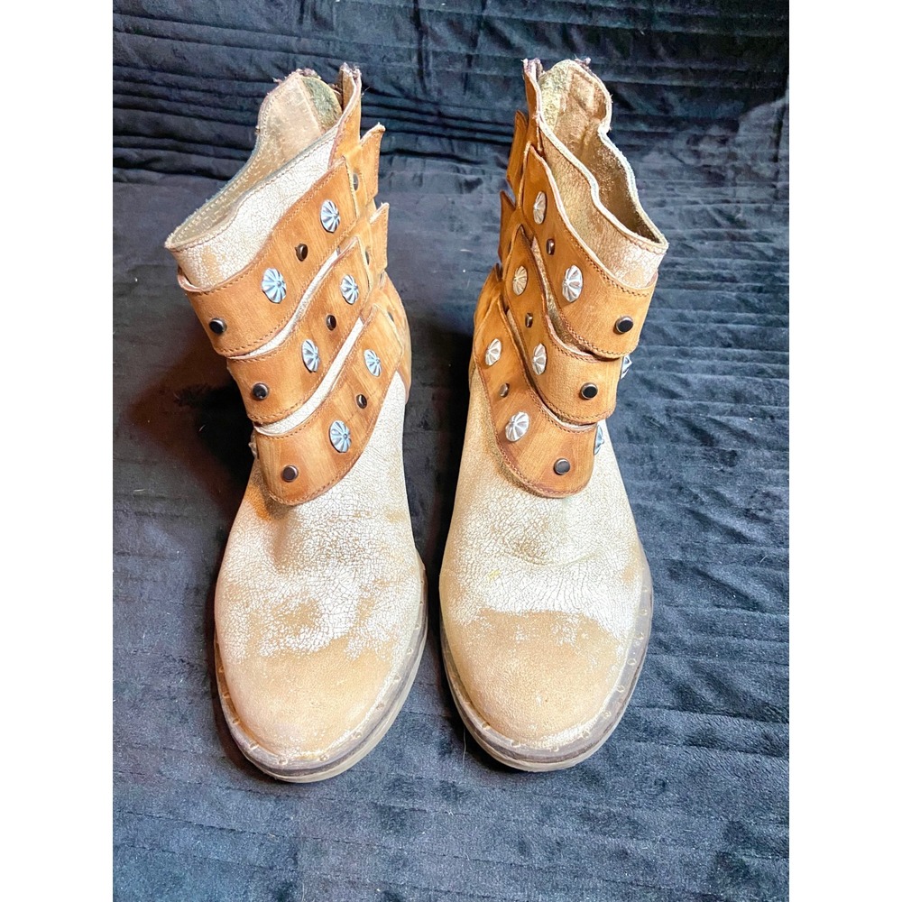 Circle G Corral Q5031 Tan Leather Studded Concho Western Ankle Boots Sz 7